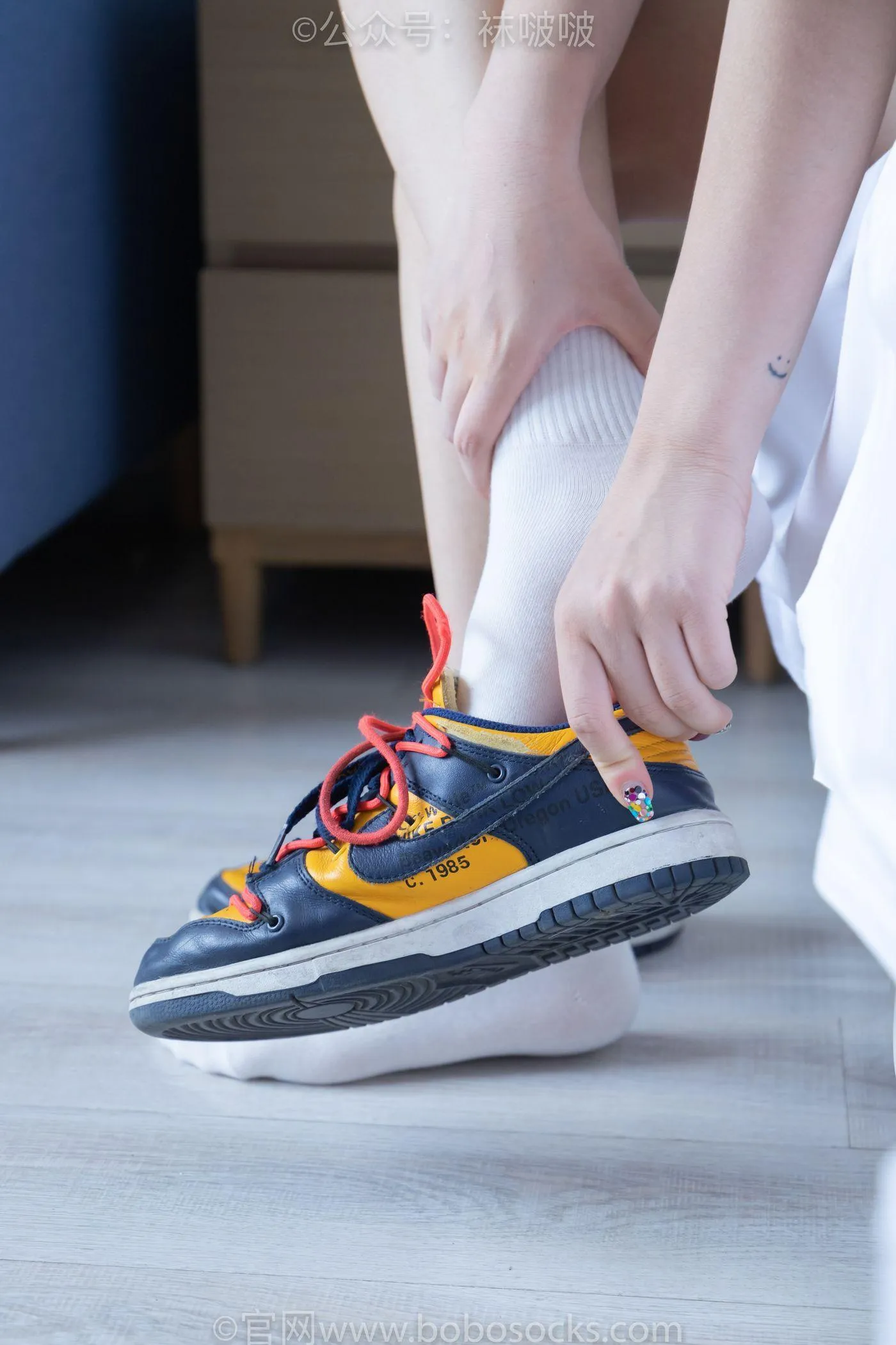[BoBoSocks袜啵啵]NO.009 果冻-耐克板鞋、白棉袜、裸足 [130P]插图6